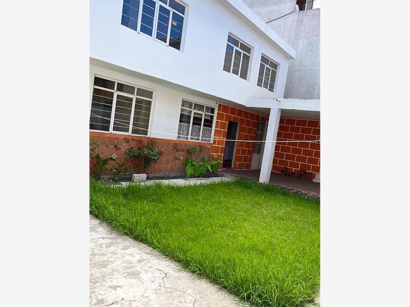 La Elegancia Clásica que Mereces en San Martín Texmelucan (Venta de Residencia) 1