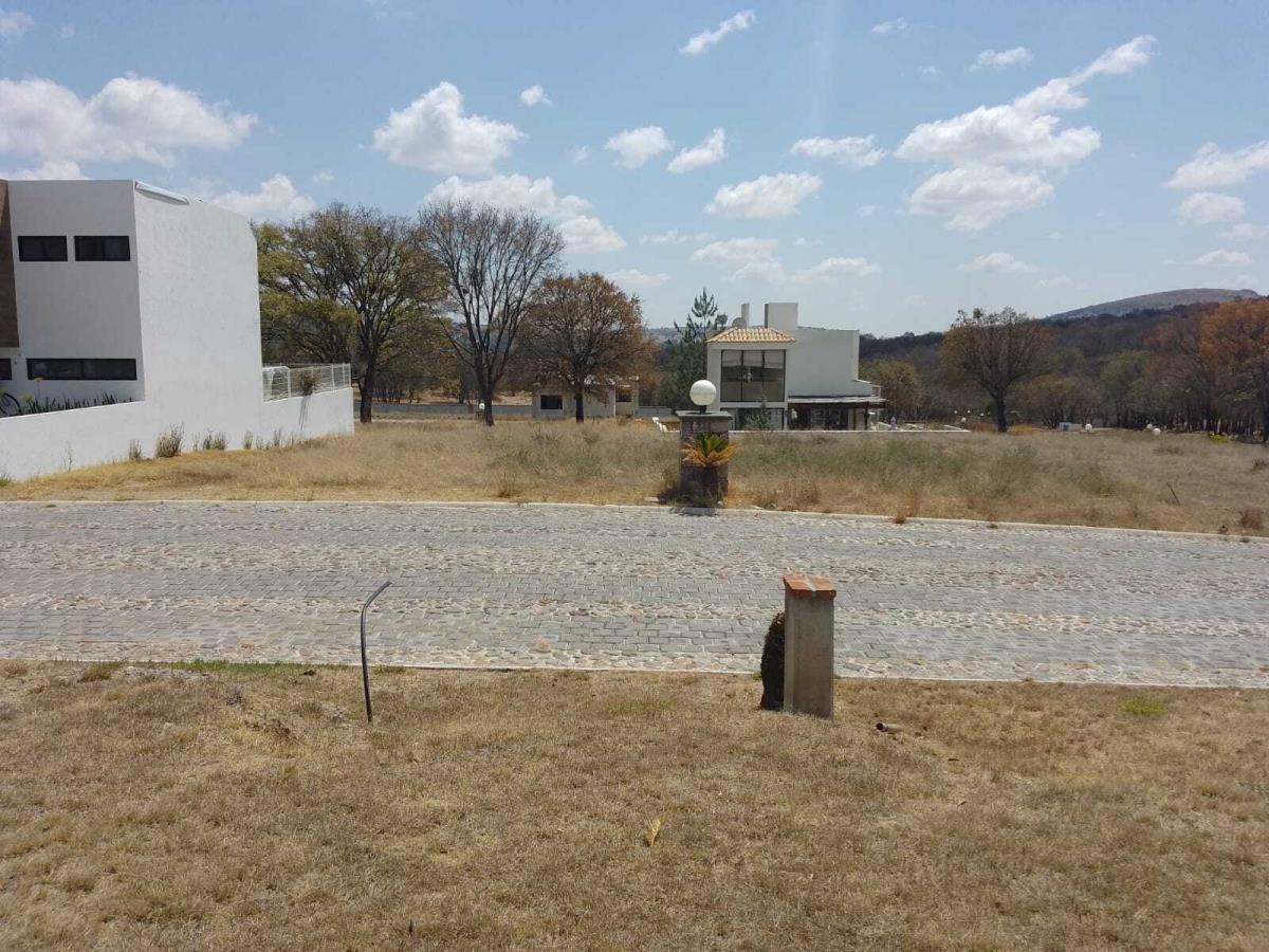 En Venta DOS terrenos contiguos, #Harasdel Bosque, Sección #LagosII 4