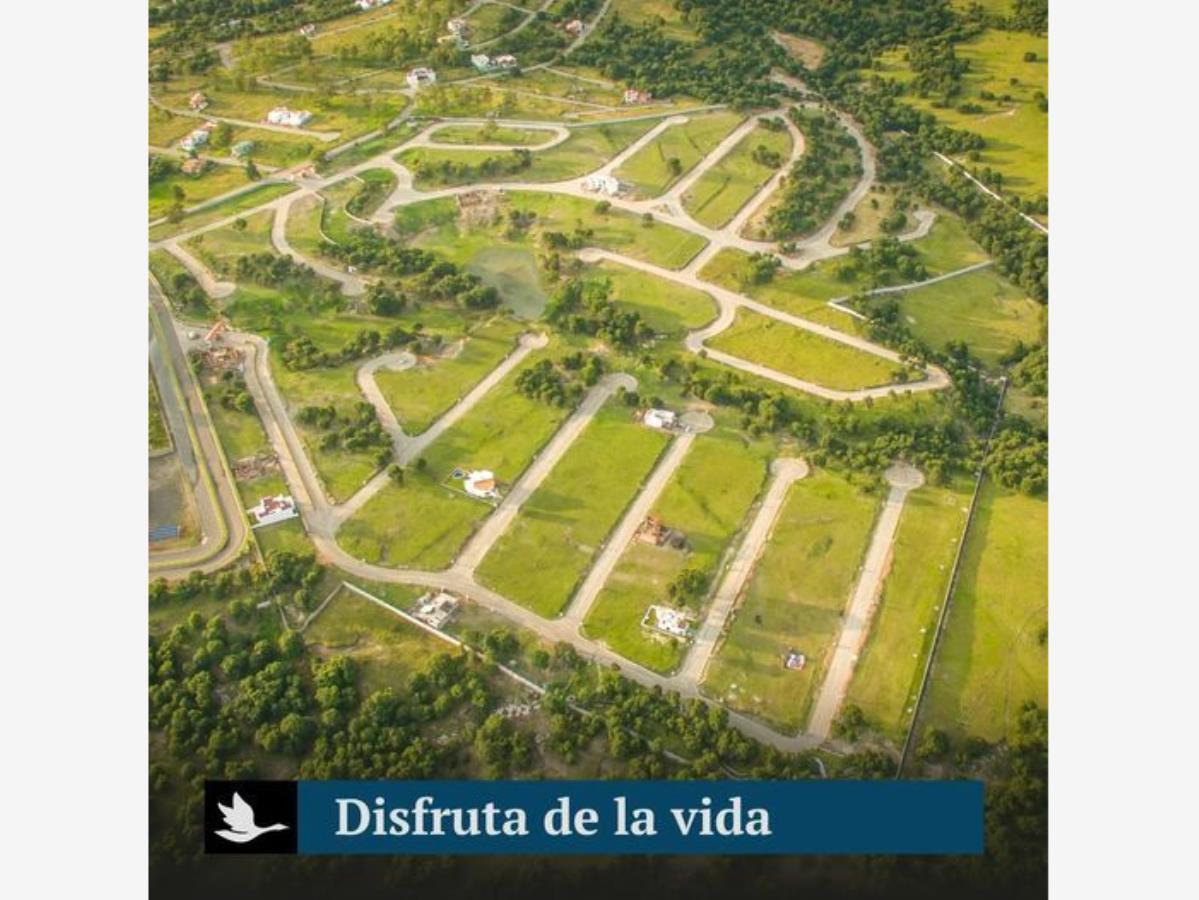 En Venta DOS terrenos contiguos, #Harasdel Bosque, Sección #LagosII 3