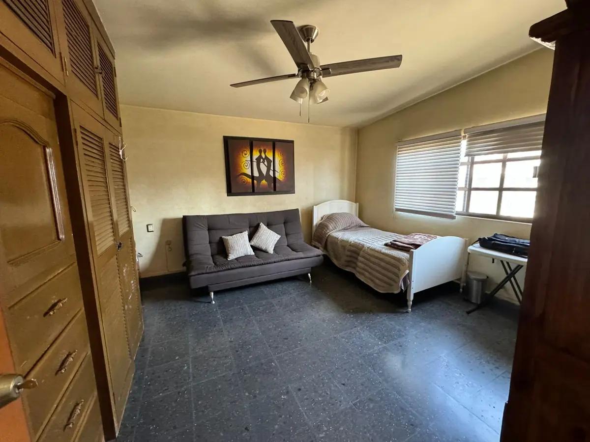 Casa en venta en Virreyes Residencial, Saltillo, Coahuila de Zaragoza 2