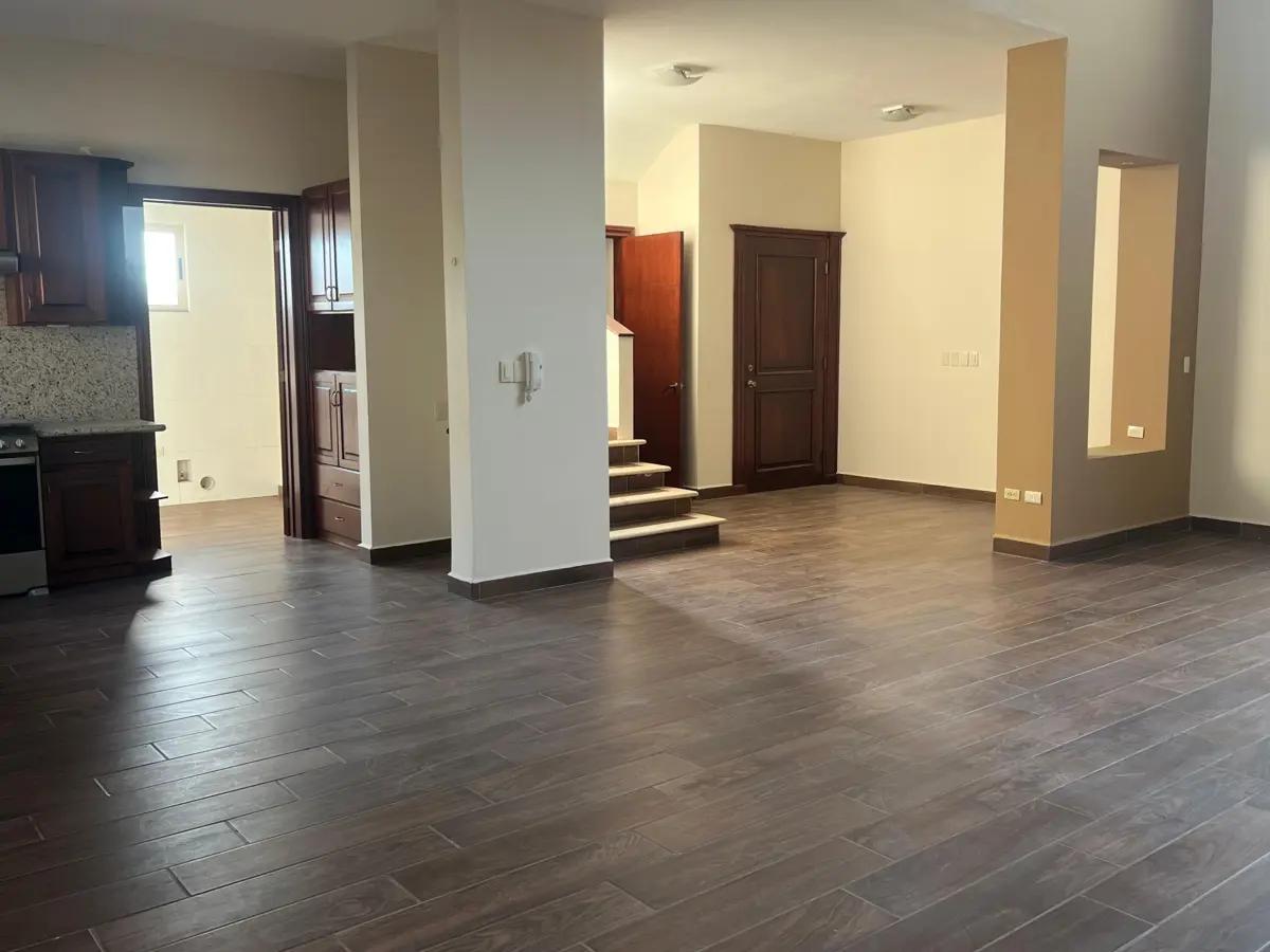 Casa en venta y renta en Privadas de Aragón, Saltillo, Coahuila de Zaragoza 3