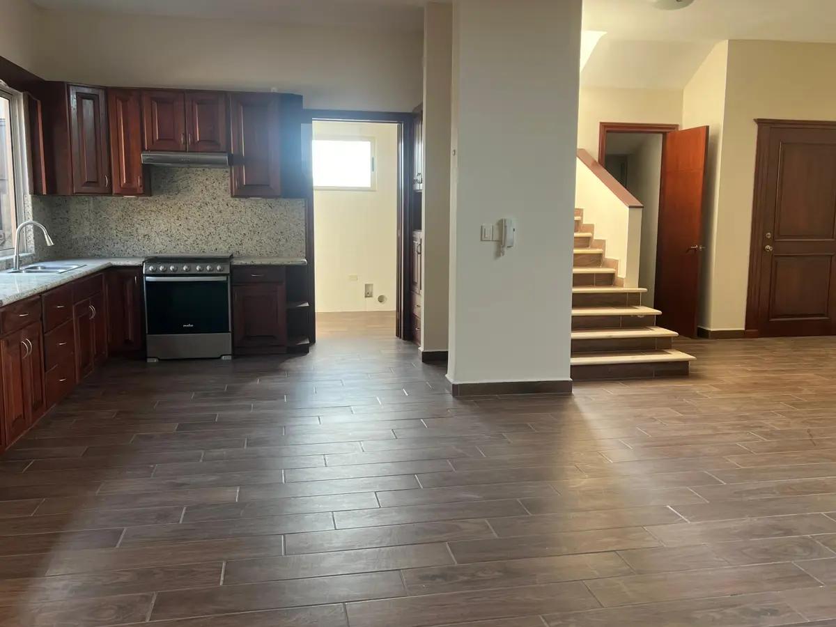 Casa en venta y renta en Privadas de Aragón, Saltillo, Coahuila de Zaragoza 2