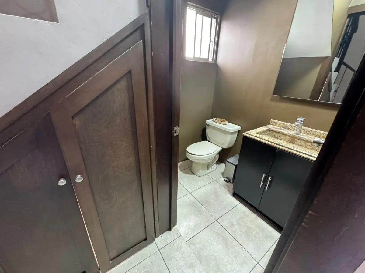 Casa en venta en Jardines Coloniales, Saltillo, Coahuila de Zaragoza 4