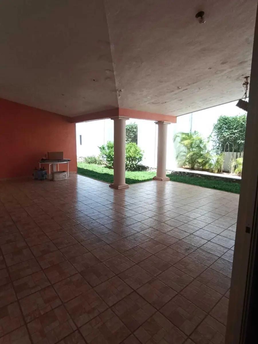 Casa de un piso con amplio terreno en la ceiba, merida 3