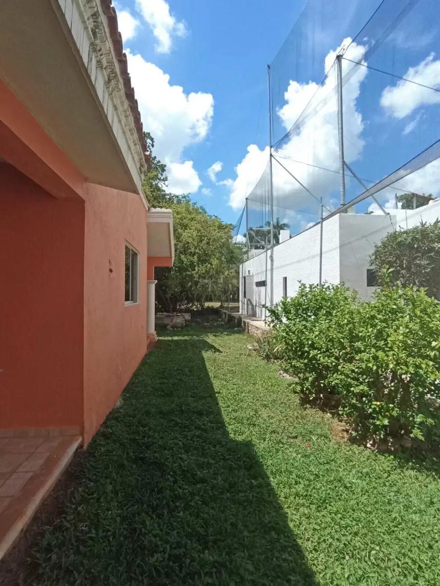Casa de un piso con amplio terreno en la ceiba, merida 4