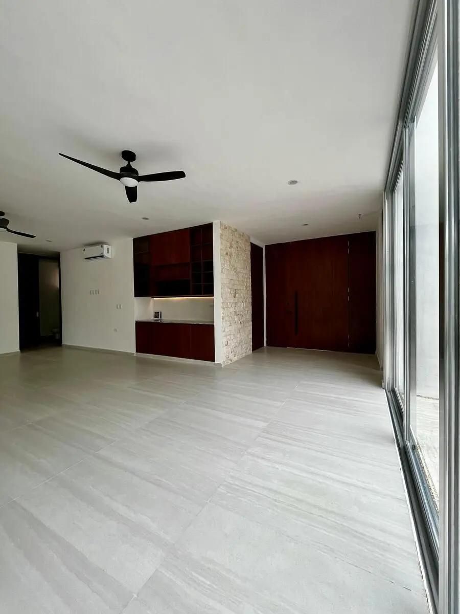 casa en venta en privada  xcanatun al norte de Mérida 4