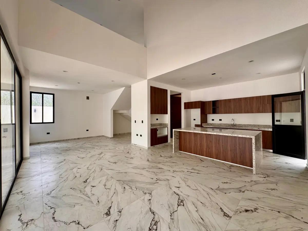 Casa en venta en privada con club de golf en merida yucatan 3