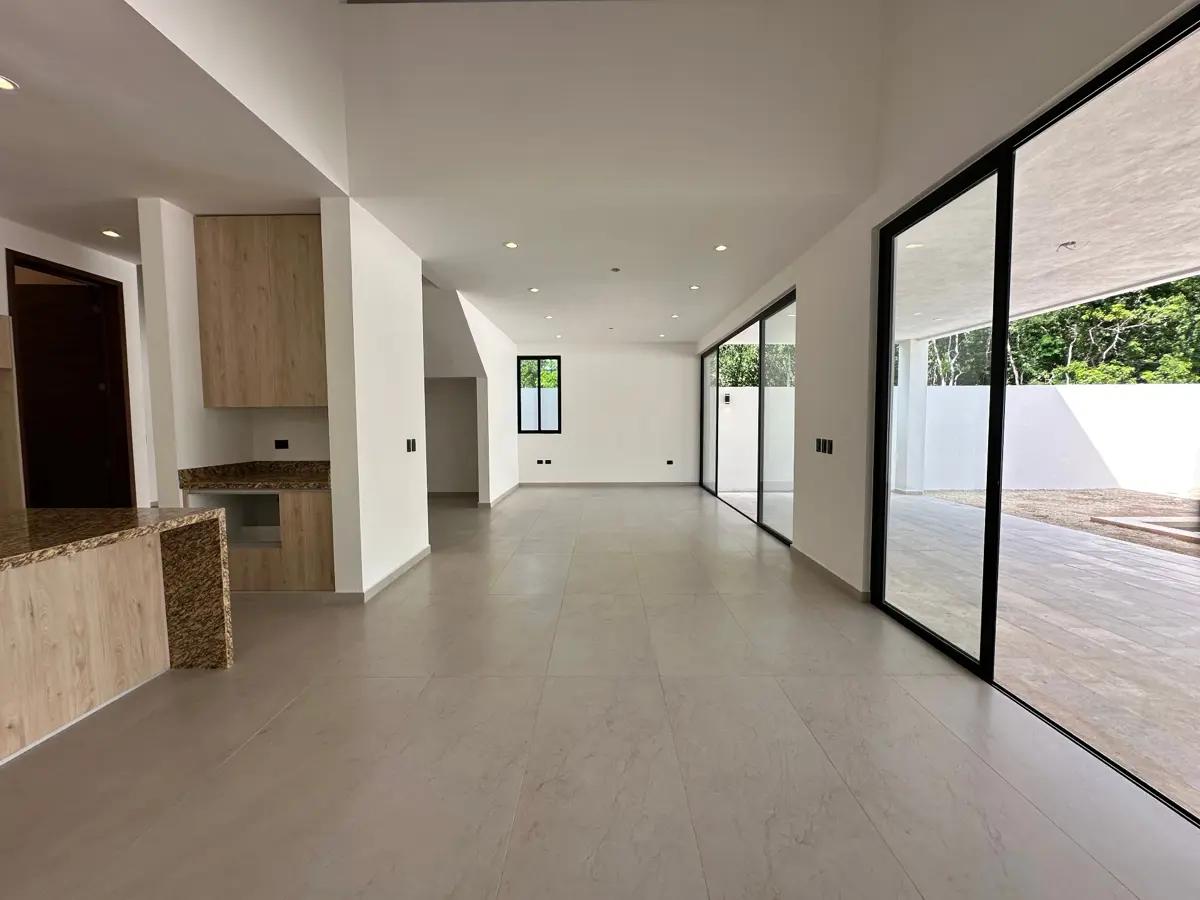 se vende casa al norte de merida con amenidades y club de golf 5