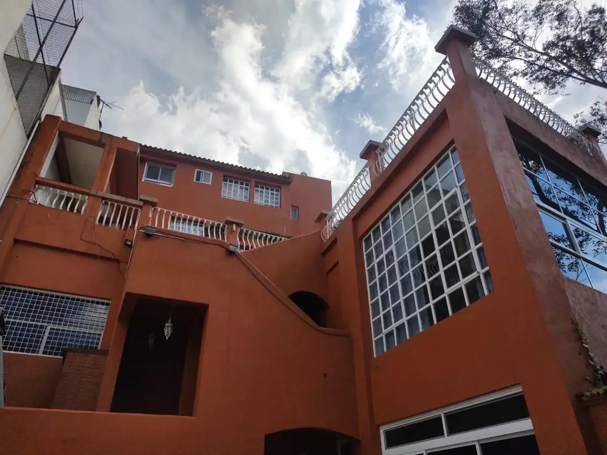 Venta de casa de recuperación bancaria en San Jerónimo Lídice 4