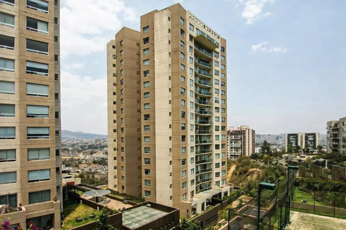 Departamento en venta en Bosque Real, Huixquilucan: Pago de contado y entrega inmediata 1