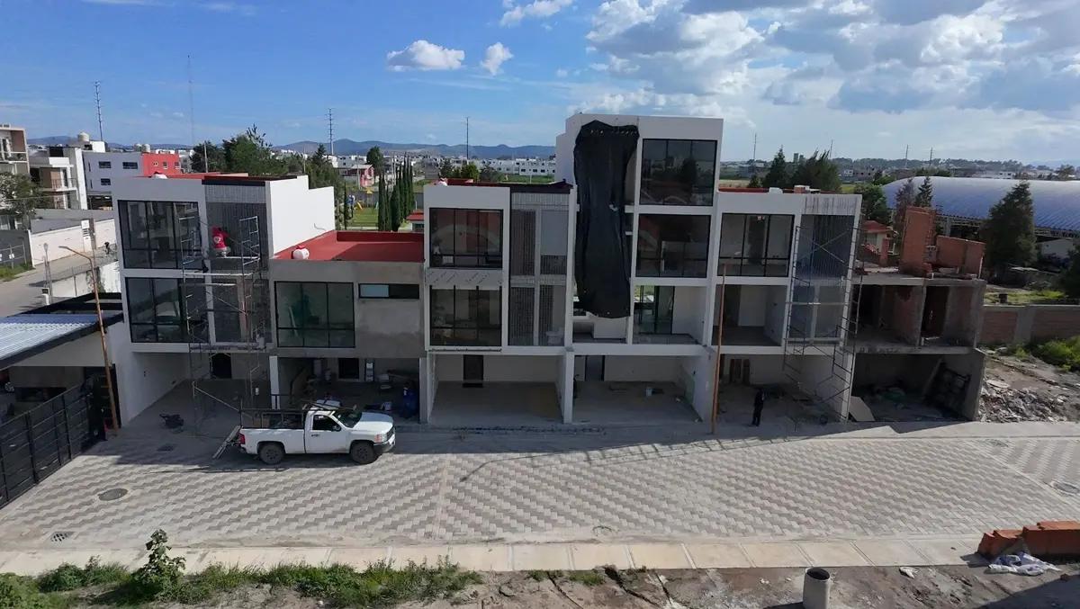 TOWN HOUSES EN SAN ANDRÉS CHOLULA. 3 Tipos para elegir 3