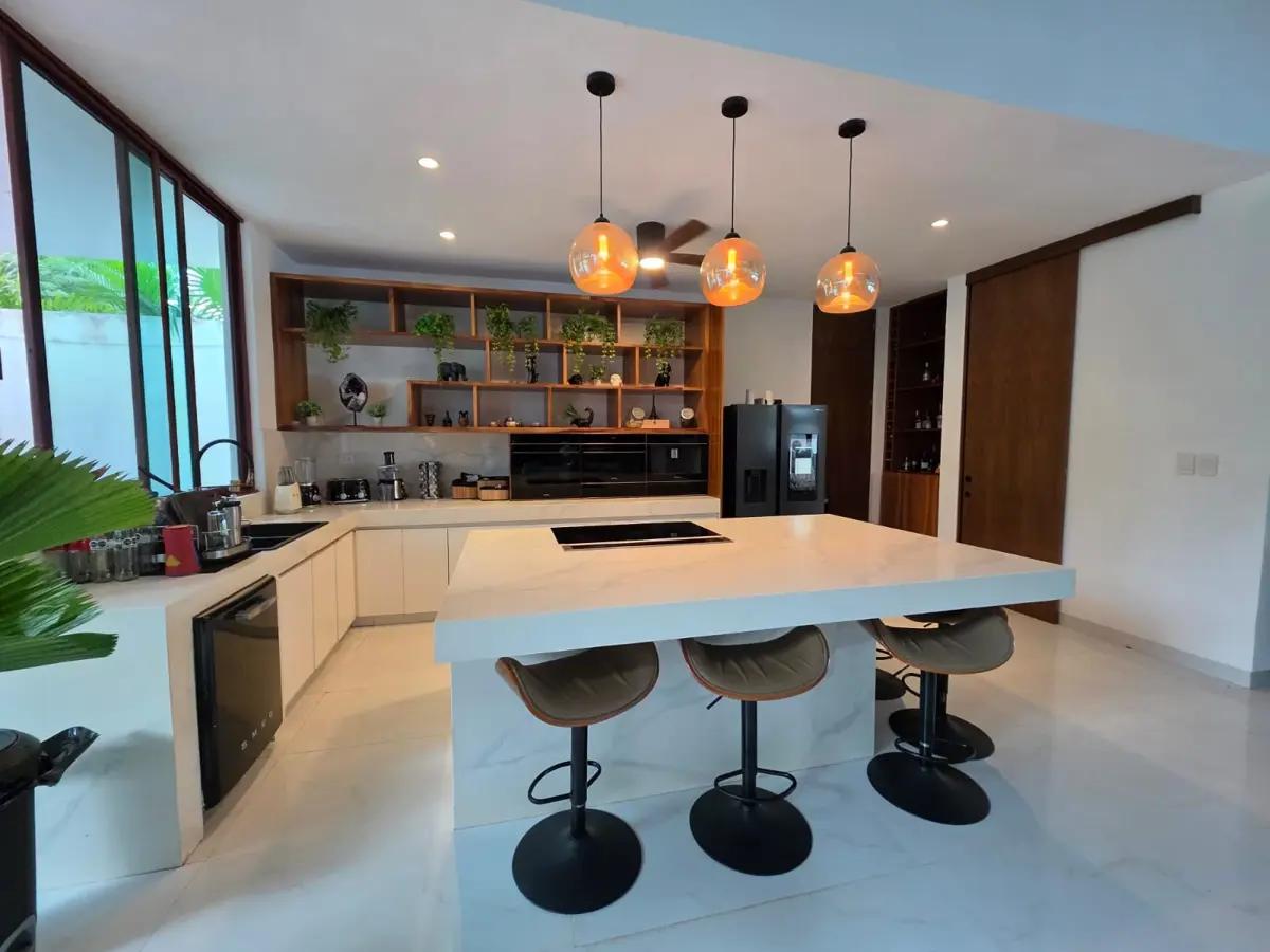 Casa en venta equipada en privada nortemerida Komchen 2