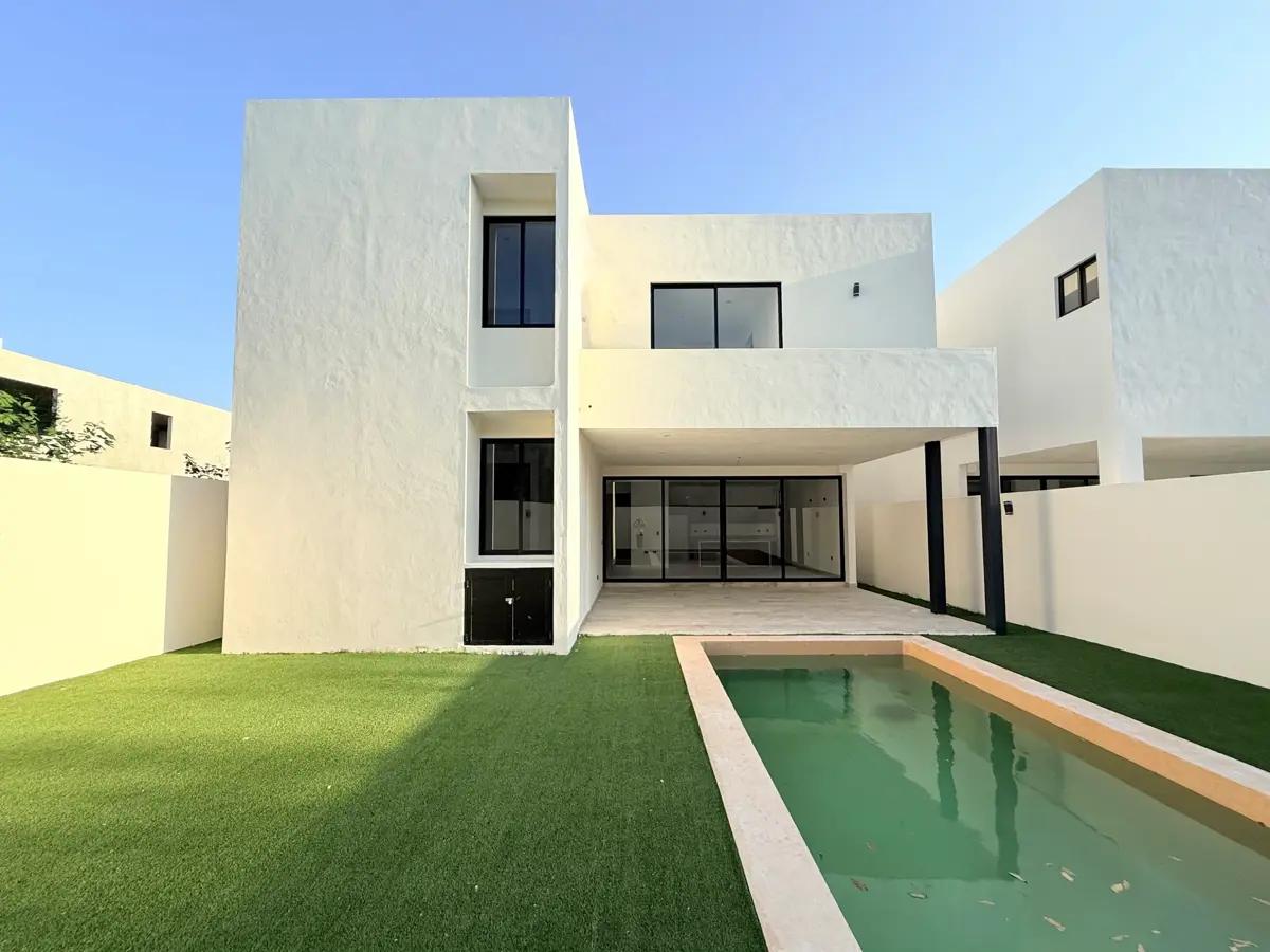 Casa en venta en privada con club de golf en merida yucatan 2